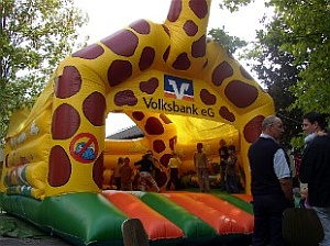 Hüpfburg beim Verenafest